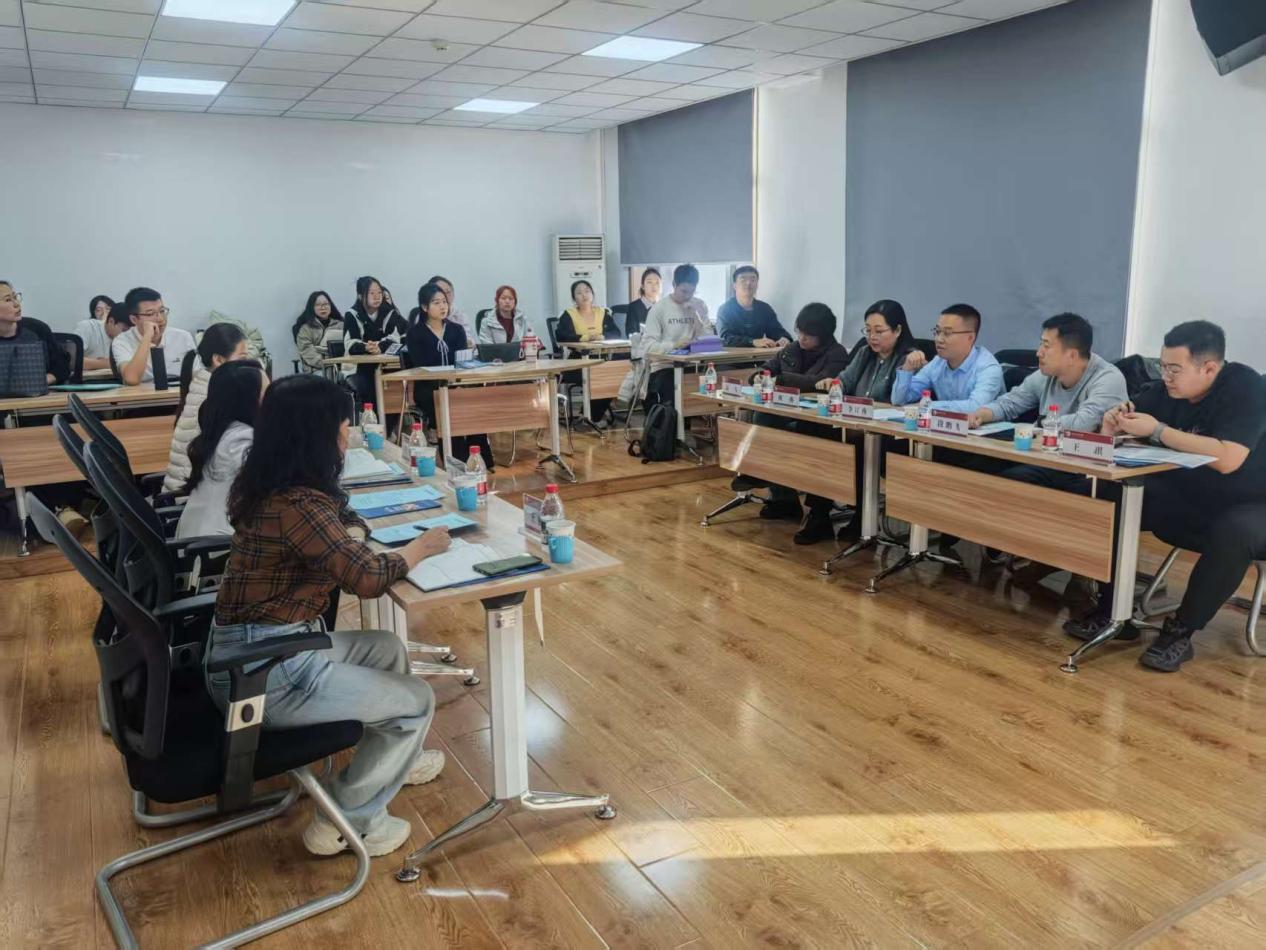 af9f50aff16c4ab954e07edaeb9b762b